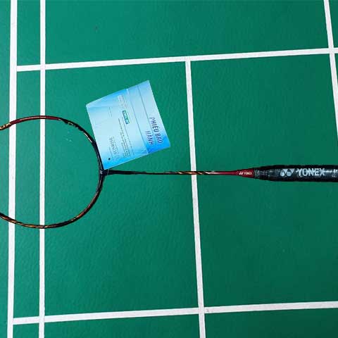 Vợt cầu lông Yonex Astrox 99 Pro đỏ 